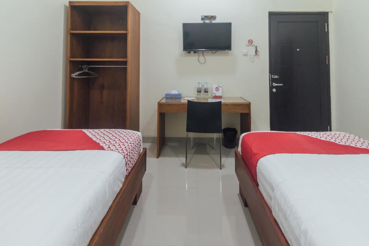 Clean & Comfort Homestay امبون المظهر الخارجي الصورة