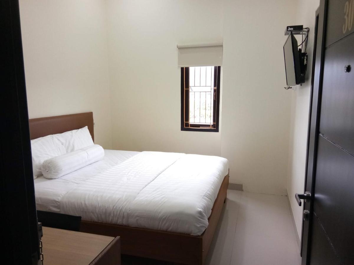 Clean & Comfort Homestay امبون المظهر الخارجي الصورة